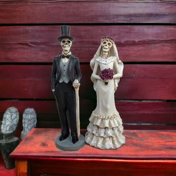 Vintage Resin Corpse Skeleton Bride and Groom 10" Figurines