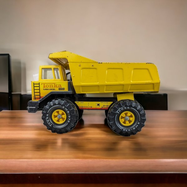 Vintage Tonka Dump Truck