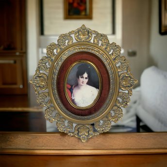 Vintage Cameo Creations Mme Recamier by Gerardt (6.75"), Wall Hanging