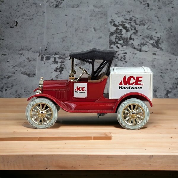 1986 ERTL Ace Hardware Replica 1918 Runabout Metal Bank