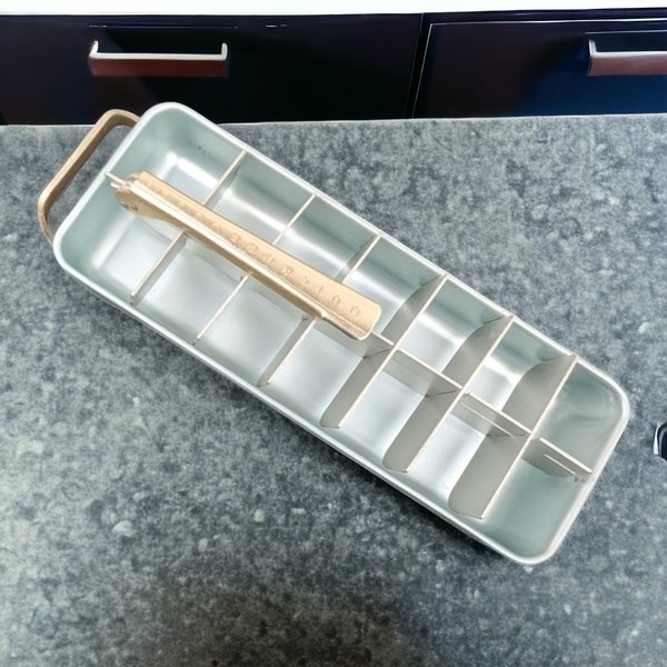 Vintage Frigidaire Quickube Aluminum Ice Cube Tray - Classic Retro Kitchen Collectible