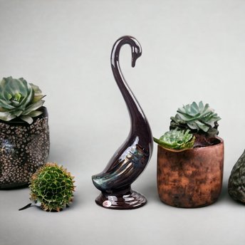 Home Decor Charm: Vintage Enesco Swan, A Touch of Porcelain Perfection