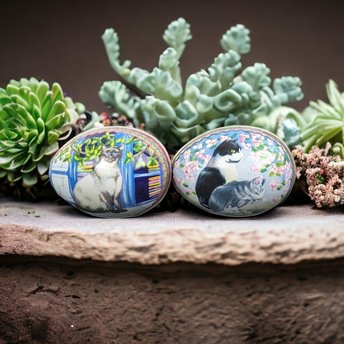 Vintage Cat-Themed Egg Shaped Tin Duo