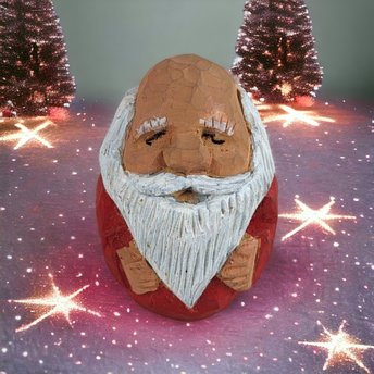 Exquisite Vintage Hand-Carved Santa Egg-Shaped Figurine: Timeless Holiday Elegance