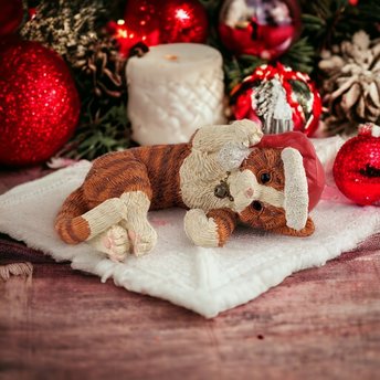 Whiskered Holiday Charm: 1995 Enesco Kathy Wise Resin Striped Cat with Santa Cap Figurine