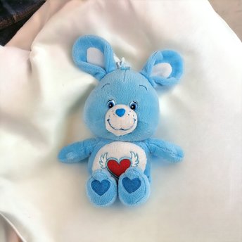 Adorable 2004 Care Bear Cousins Swift Heart Rabbit 9" Plush Toy