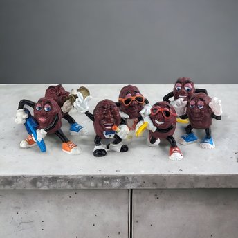 Set of 6 Vintage California Raison Figures