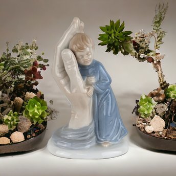 1983 Roman Palm Of My Hand Figurine