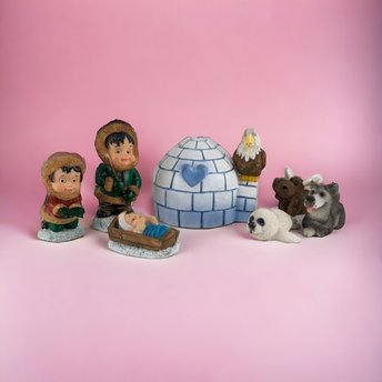 Vintage Alaskan 7 Piece Nativity Set