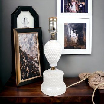 Hobnail Vintage Milk Glass Lamp