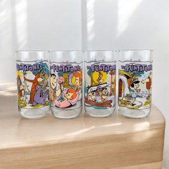Flintstones Glasses | Set of 4 |  Hardee's 1991 | Fred, Wilma, Barney, Betty