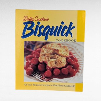 2000 Betty Crocker's Bisquick Cookbook, Hardcover, Classic Baking Recipes, Easy Meals Guide, Gift for Home Cook