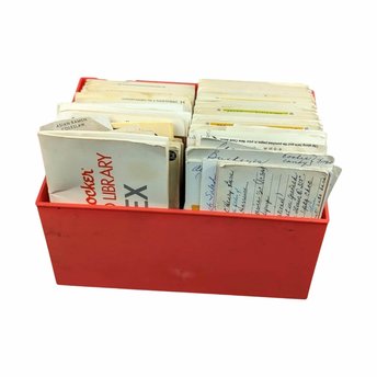 Vintage 1970s Betty Crocker Recipe Box, Retro Recipe Collection, Handwritten Recipes, Magazine Clippings, Cookbook Nostalgia, Kitchen Decor