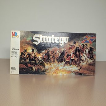 Vintage 1986 Stratego Board Game: Milton Bradley Battlefield Strategy