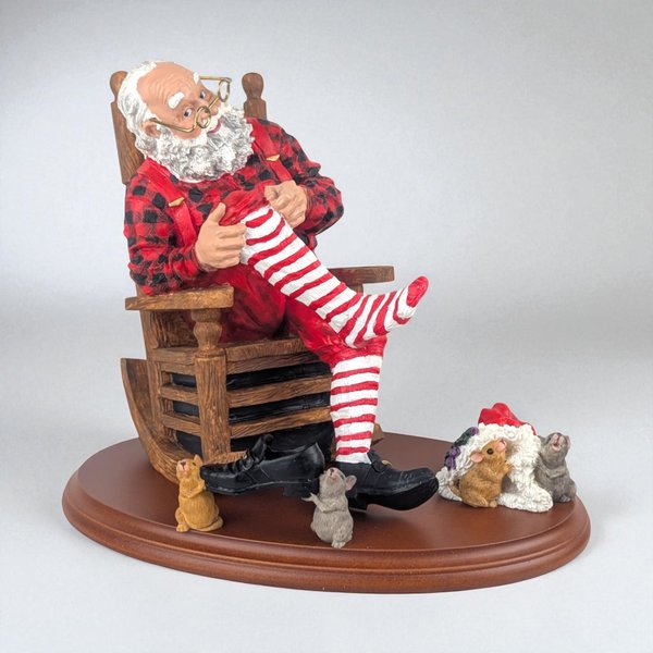 1995 Dept 56 Santa's Dress Rehearsal Figure