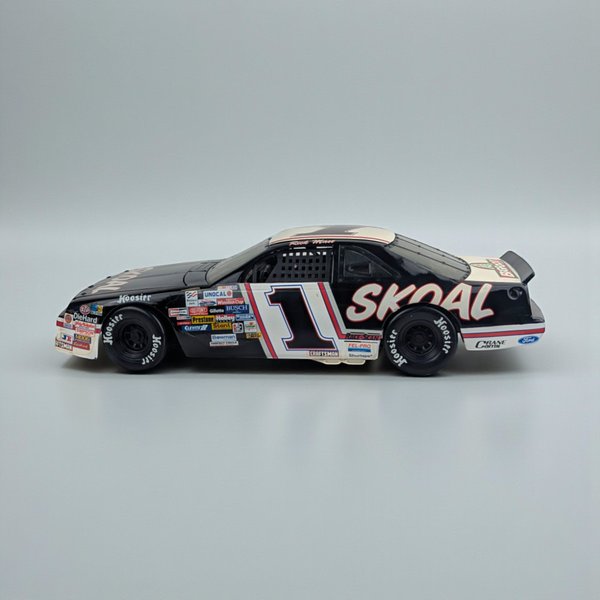 1990 ERTL Skoal Rick Mast Thunderbird Model Car