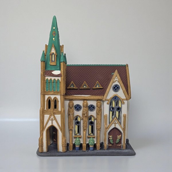 1991 Dept 56 All Saints Corner Church Christmas in the City Porcelain Building